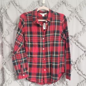Old Navy Red Flannel/Dress Shirt in size Large